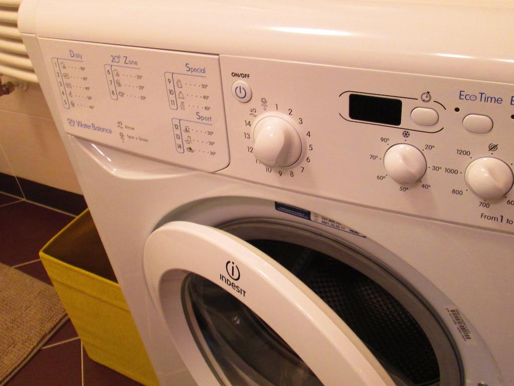 Leongargt Apartments Прага Стая снимка