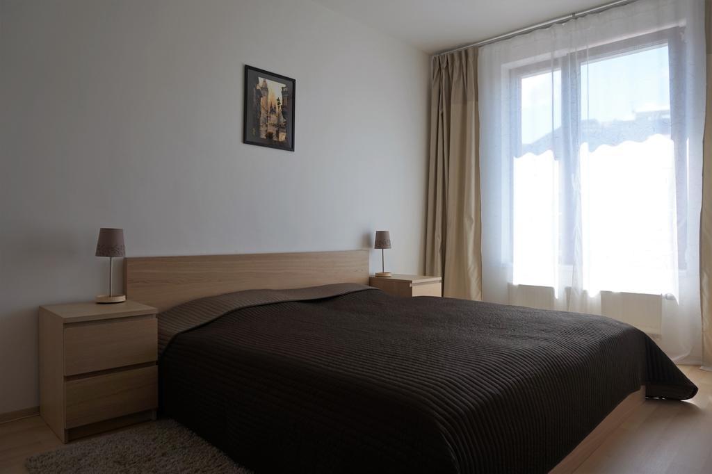 Leongargt Apartments Прага Екстериор снимка