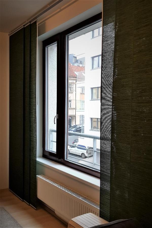 Leongargt Apartments Прага Екстериор снимка